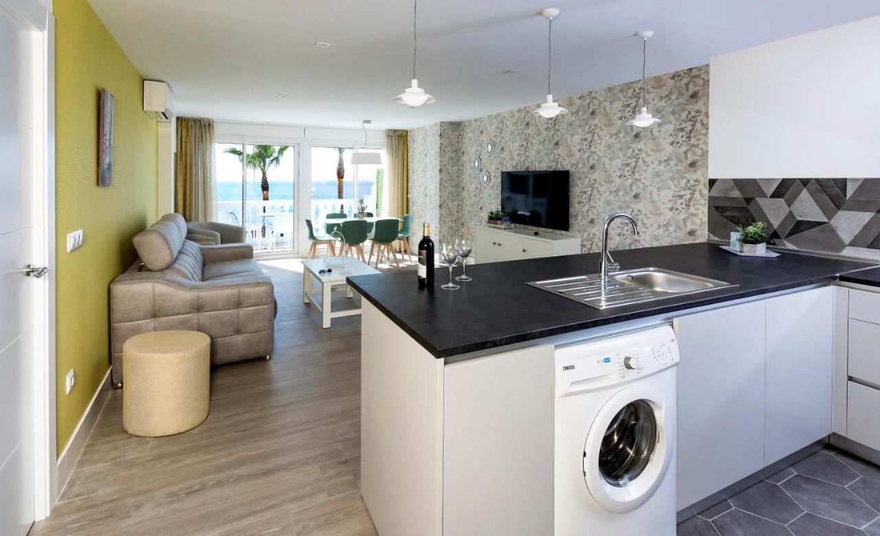 Apartamentos Perla Marina Nerja Kültér fotó