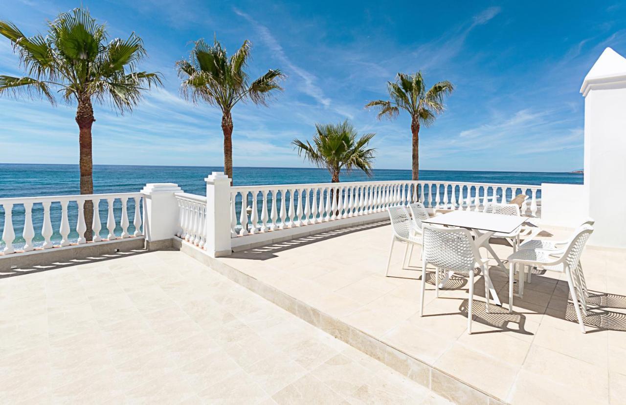 Apartamentos Perla Marina Nerja Kültér fotó