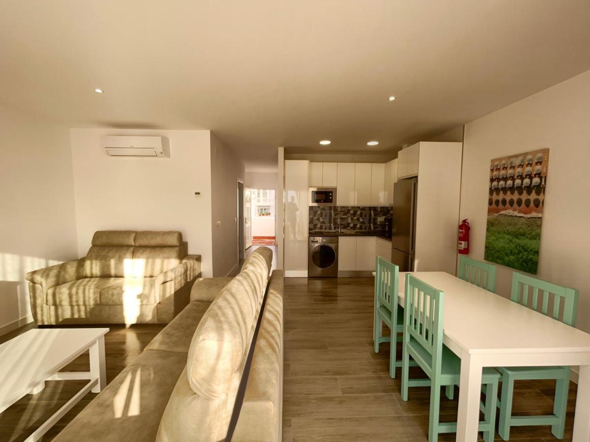 Apartamentos Perla Marina Nerja Kültér fotó