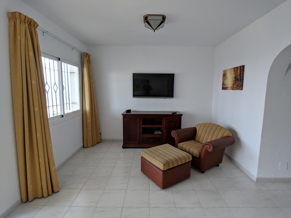 Apartamentos Perla Marina Nerja Kültér fotó